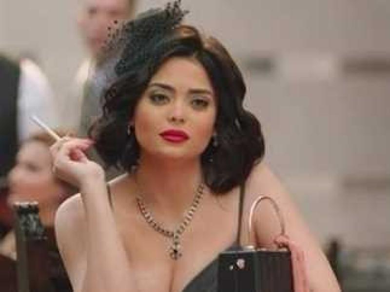 أسماء جلال تبهر جمهورها في أحدث جلسة تصوير لها