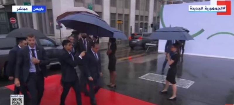 السيسي يصل مقر انعقاد القمة الدولية لميثاق التمويل العالمي الجديد في باريس
