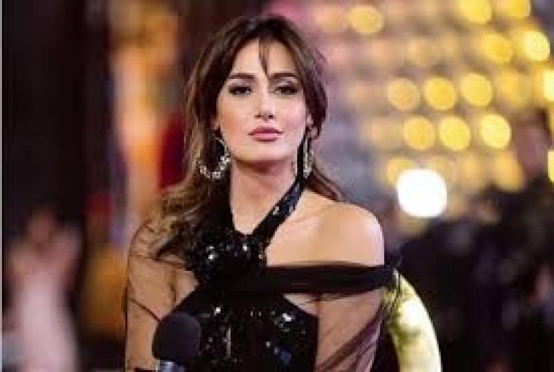 حلا شيحة تستعين بأغنية من فيلم «مش أنا» بعد أزمتها الأخيرة