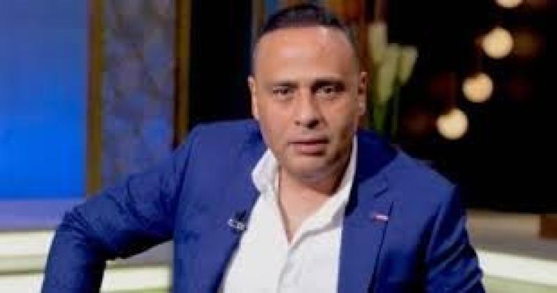 شاهد.. محمود عبد المغني ينشر صورته برفقة ابنه آدم