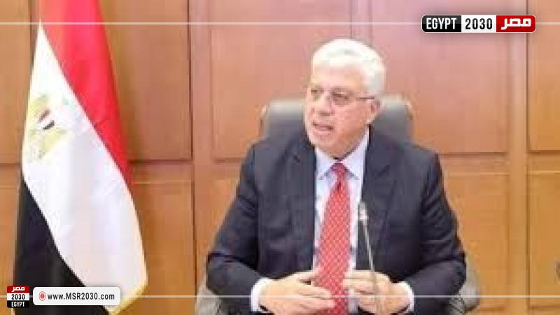 الدكتور أيمن عاشور