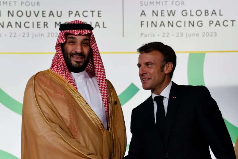 ماكرون وبن سلمان 