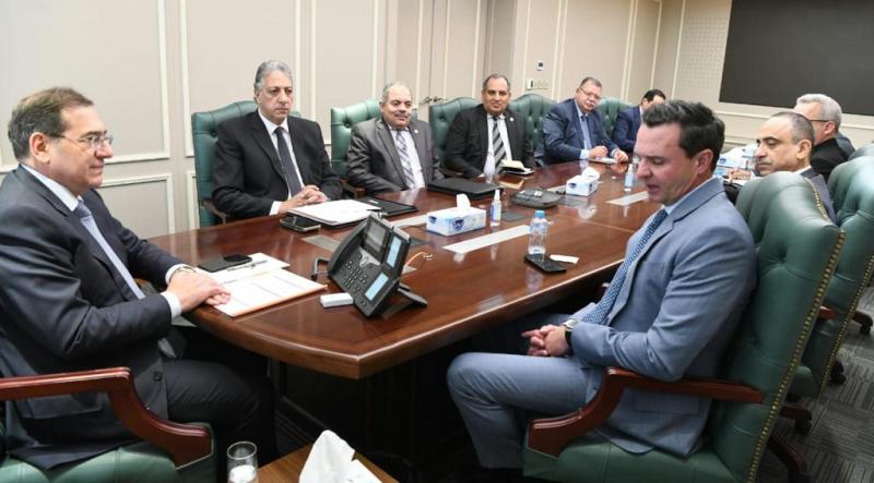وزير البترول 