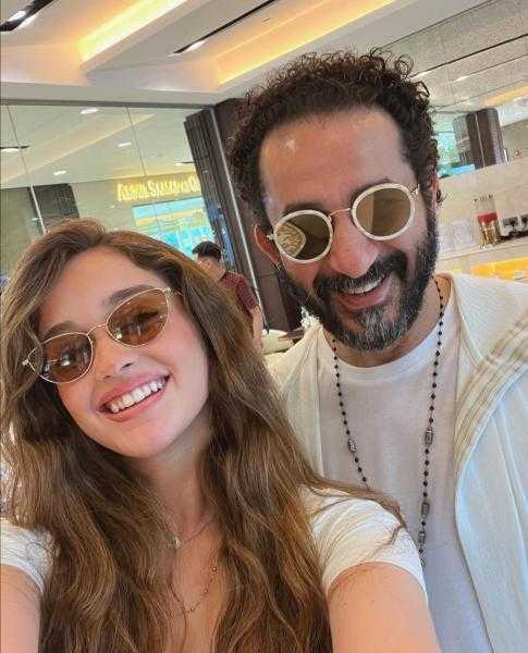 شاهد.. نور إيهاب برفقة أحمد حلمي في أحدث ظهور