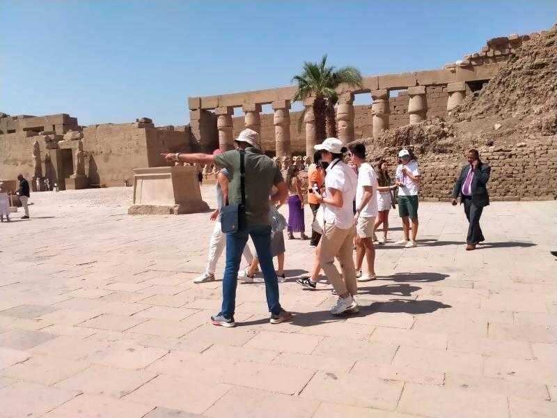 صور| بعد زيارته للأهرامات والكرنك.. سبب ناري وراء تواجد «جوارديولا» في مصر