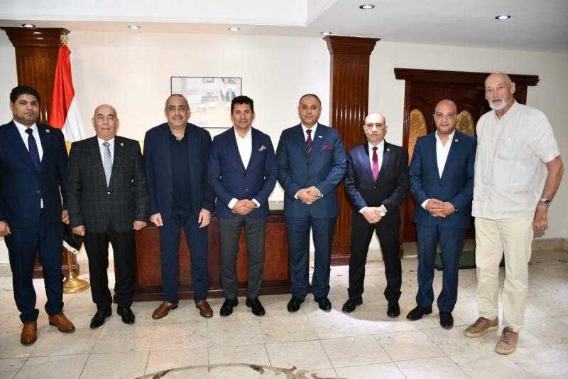 بروتوكول ثلاثي بين وزارة الرياضة والاتحادات الرياضية والمتحدة للخدمات الإعلامية