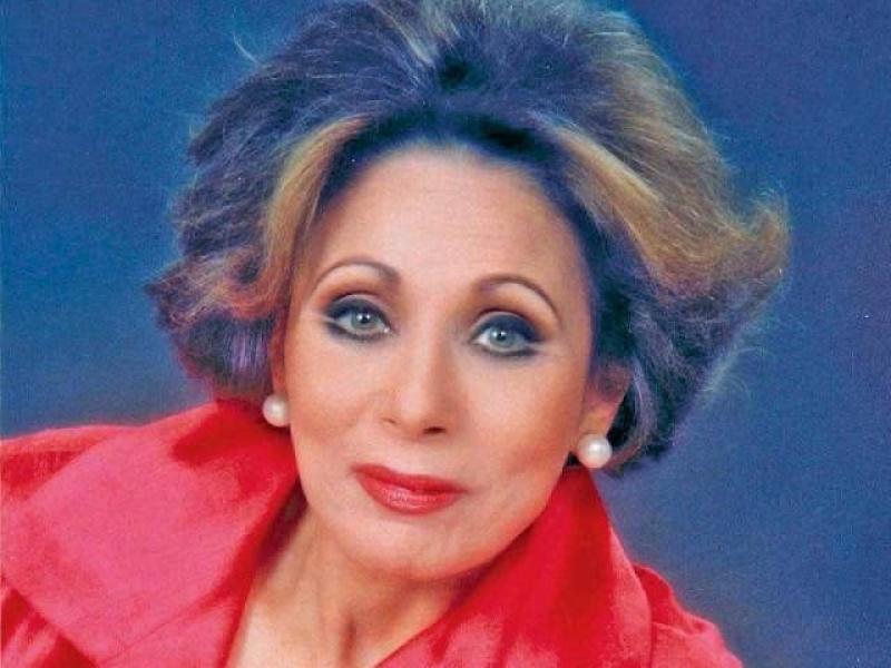 أول أيام العيد.. لبنى عبد العزيز في ضيافة التلفزيون المصري