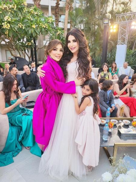 أميرة بدر تنشر صورا جديدة من حفل زفاف شقيقتها