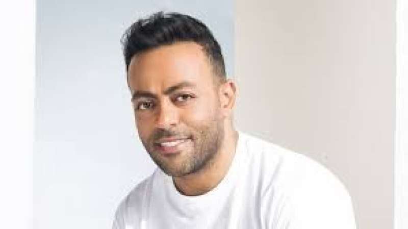 تامر عاشور 