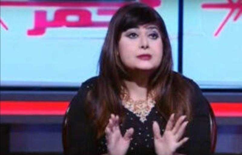 الفنانة هندية تكشف أسباب اعتزالها الفن بعد وفاة شقيقها