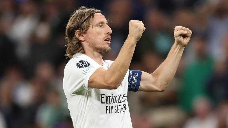 رسميا.. ريال مدريد يعلن تجديد عقد مودريتش حتى 2024
