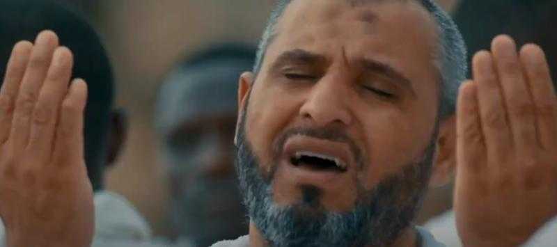 شاهد.. لحظة توافد ضيوف الرحمن إلى منى لقضاء يوم التروية