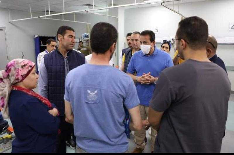 وزير الصحة يوجه برفع درجة الاستعداد بالمستشفيات خلال عطلات عيد الأضحى المبارك