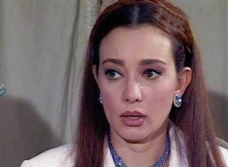 عزة بهاء: أنا فاشلة في العلاقات العامة ومش بلاقي نفسي في الوسط الفني