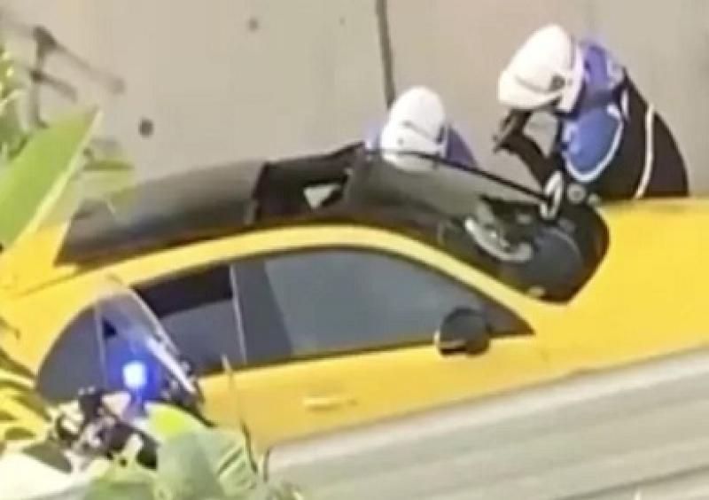 اثناء إطلاق النار 
