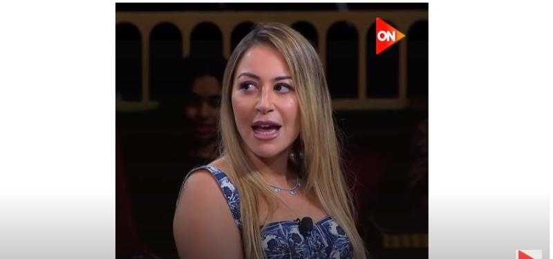 شاهد.. منة شلبي تتحدث عن والدتها بكلمات مؤثرة: «قدمت تضحيات كثيرة لأجلي»