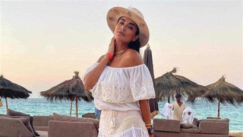 جوري بكر تخرج عن صمتها: «في قلة أدب بتحصل في الساحل»