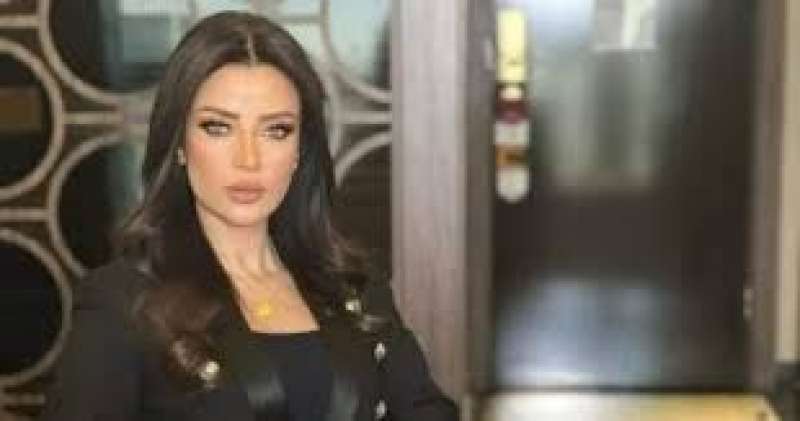 رضوى الشربيني 