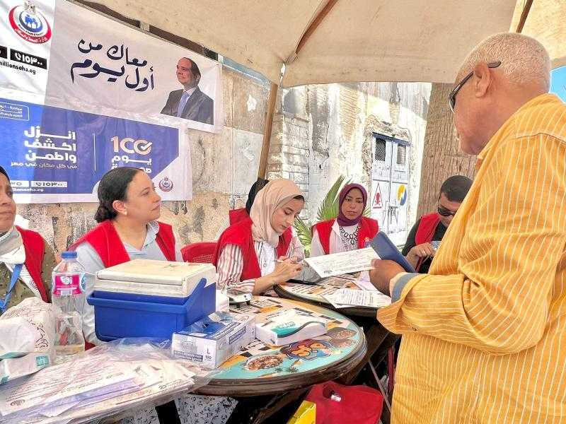 ماذا حققت مبادرة 100 يوم صحة خلال 6 أيام؟.. حسام عبد الغفار يُجيب