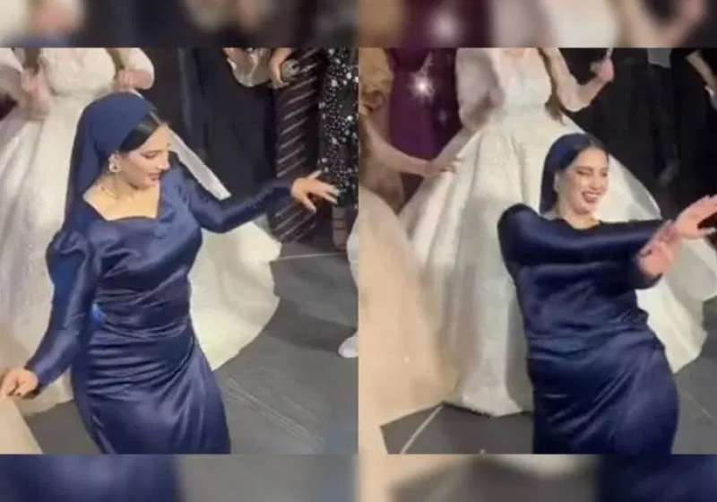 صاحبة الفستان الأزرق