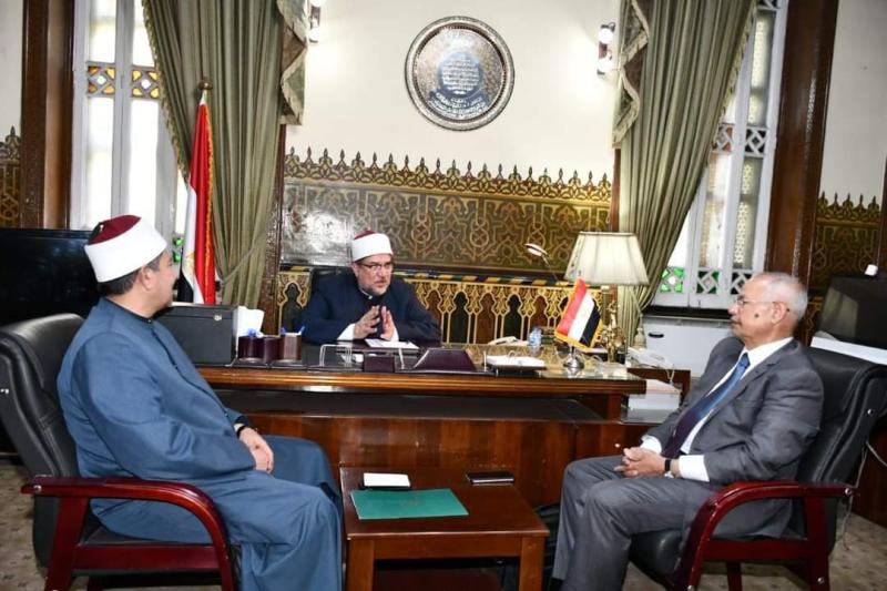 خلال اللقاء