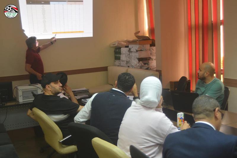 اجتماع بيريرا مع الحكام 