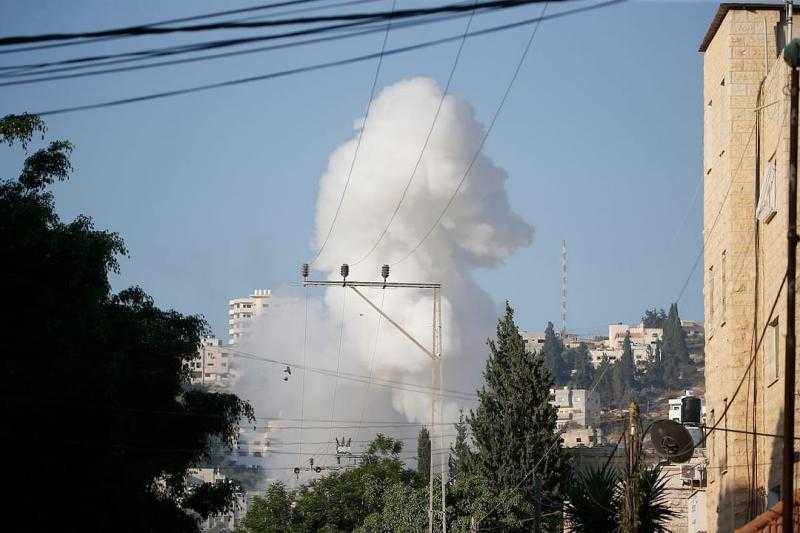 محمود الهباش: توقف الحياة في مخيم جنين وقوات العدوان تستهدف الفلسطينيين