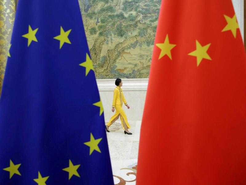 قلق بسبب تشديدات الصين على تصدير المعادن ورقائق الكمبيوتر