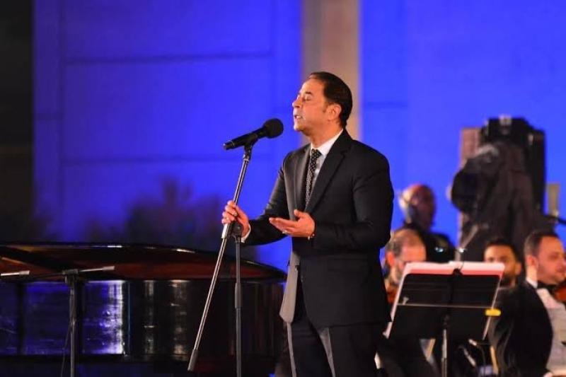 مدحت صالح .. الأوبرا تطلق أولى حفلات الأساتذة على المسرح الكبير