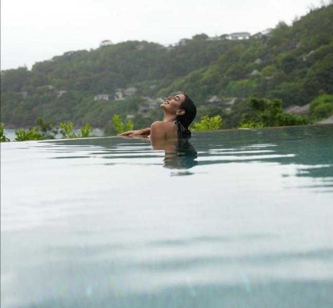 ياسمين صبري بإطلالة صيفية عبر إنستجرام