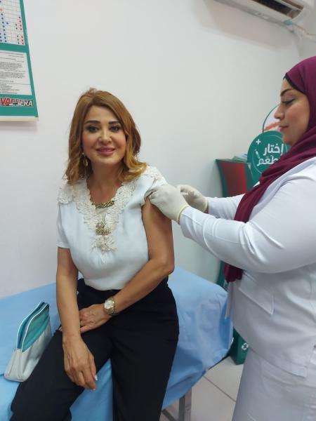 عضها أسد.. مادلين طبر تتوجه للمصل واللقاح