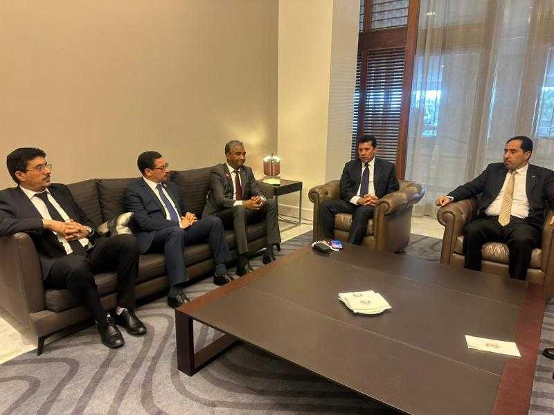 أشرف صبحي يلتقي عددًا من وزراء الشباب والرياضة العرب