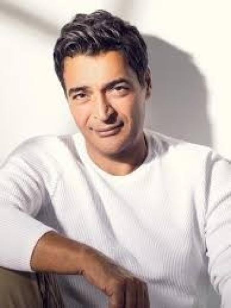 بكلمات خاصة.. حميد الشاعري يودع الراحل علاء عبد الخالق