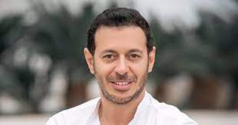 الفنان مصطفى شعبان