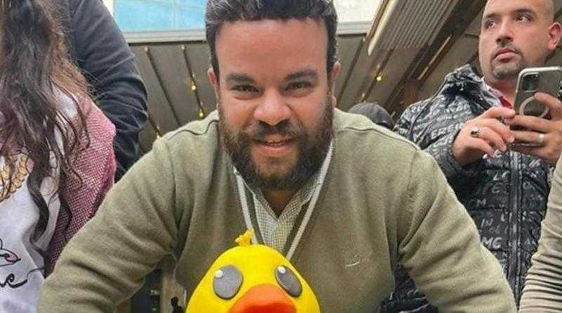 محمد عبد الرحمن يروج لفيلمه الجديد «البطة الصفرا»