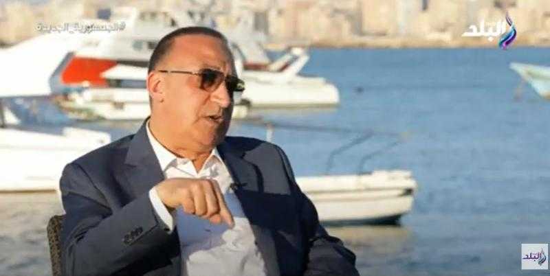 «الشريف» يكشف عن شاطئ  مجاني في الإسكندرية: «يُقدم  خدمات رائعة»