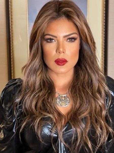 ناهد السباعي تخطف الأنظار في أحدث ظهور