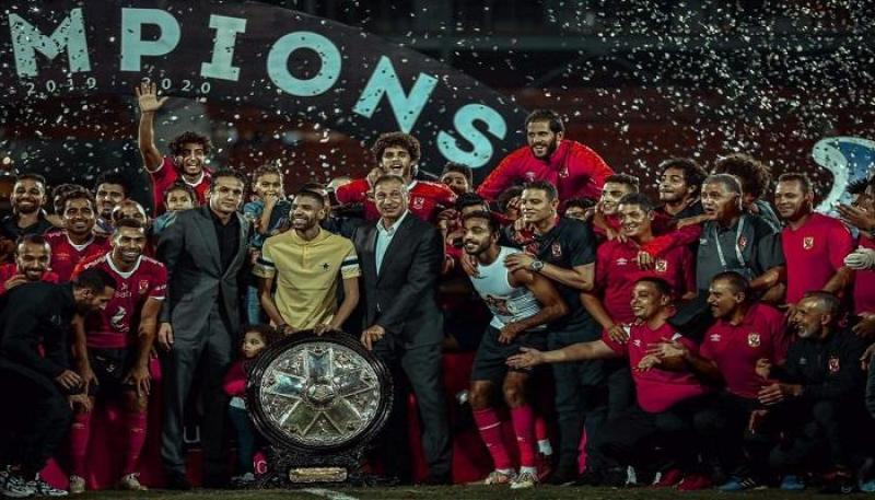 تتويج الأهلي بالدوري