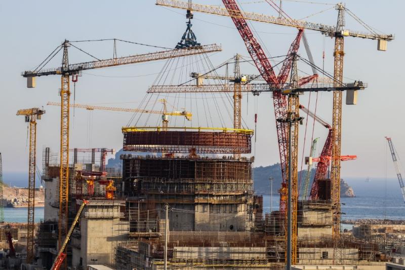 روساتوم: تركيب الطبقة الـ5 من الاحتواء الداخلي بالمجموعة الثانية لمحطة أكويو النووية