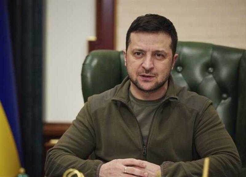 أوكرانيا تسعى لتهدئة المخاوف بشأن استخدام الذخيرة العنقودية