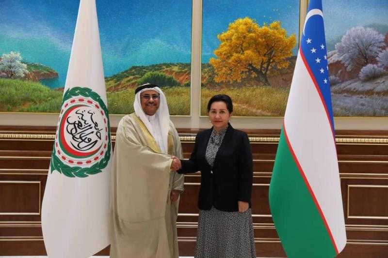 العسومي يشيد بالإصلاحات الدستورية في أوزبكستان