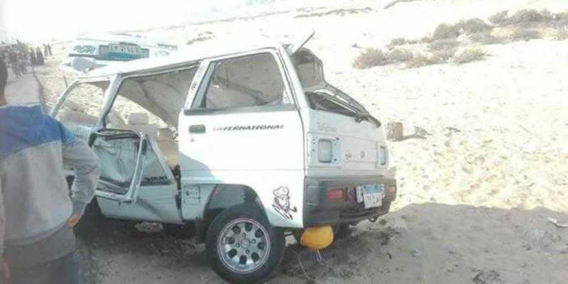 مصرع وإصابة 16 شخصا في حادث انقلاب سيارة بالفيوم