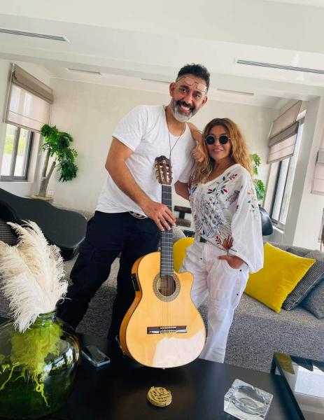 عمرو مصطفى يوجه رساله مهمة لـ سميرة سعيد عبر سوشيال ميديا