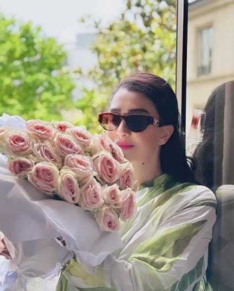 غادة عبد الرازق تخطف أنظار متابعيها في أحدث جلسة تصوير لها