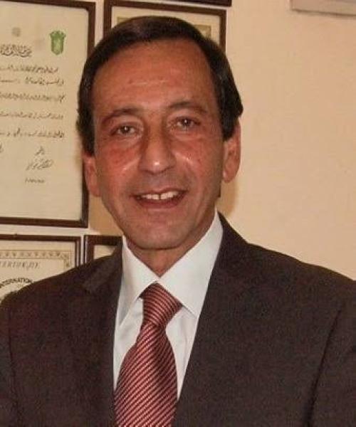 الدكتور ياسر عبد القادر