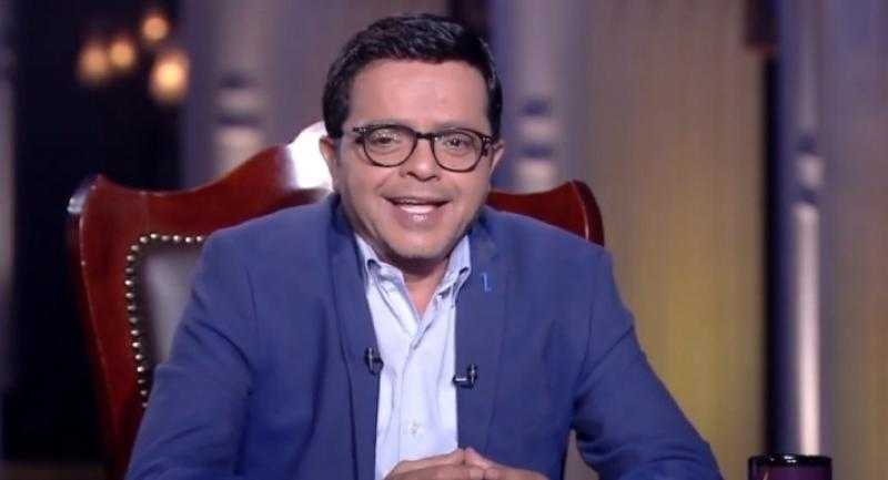 محمد هنيدي يكشف حقيقة خلافه مع عادل إمام