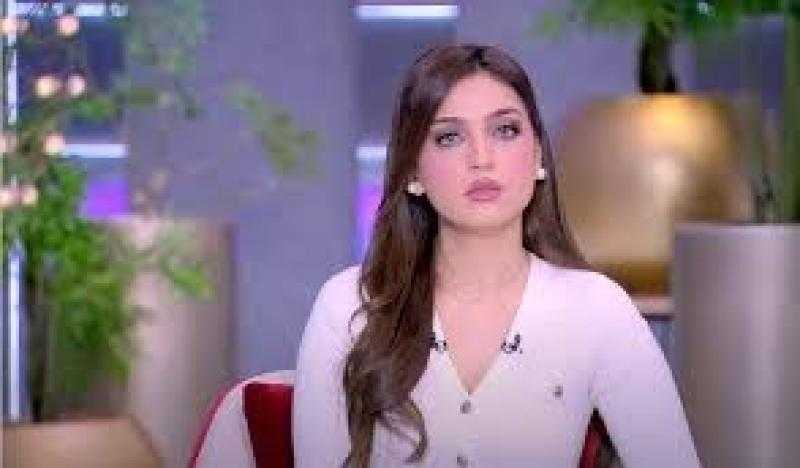 ياسمين عز للزوجات: خبوا دهبكم في علبة المكرونة أو الرز جوزك لو خده مش هيرجعه