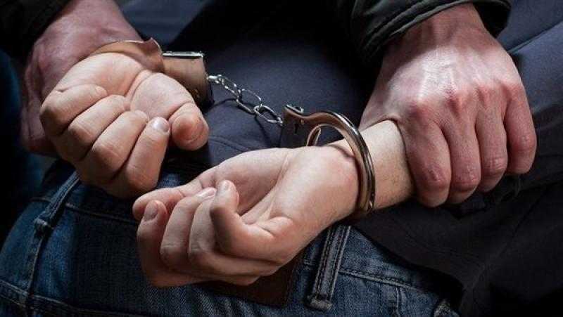 القبض على عصابة شرطة مزيفة بالتجمع الأول