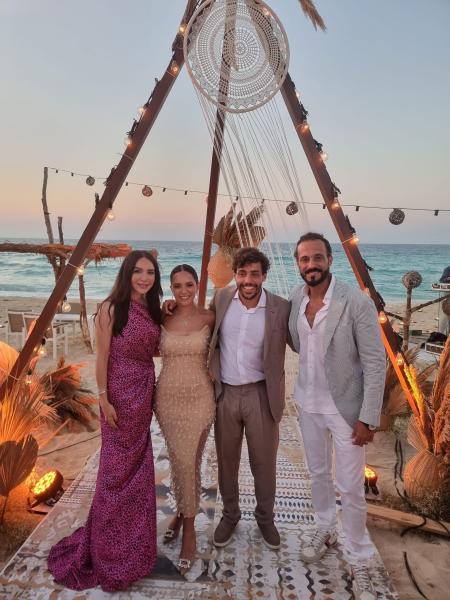 إنجي علاء تحتفل بخطوبة شقيقتها بحضور يوسف الشريف