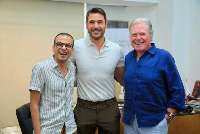 أحمد عز يعبر عن سعادته بتكريمه من مهرجان القاهرة